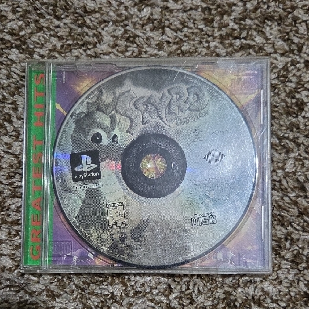 PS1 Spyro the Dragon Game Playstation